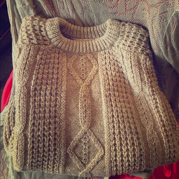 Vintage Sweaters - Oversized Celtic ☘️ Knit Sweater